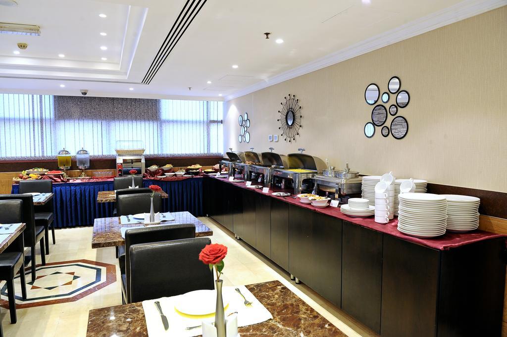 Signature Inn Al Riqqa Dubai Esterno foto
