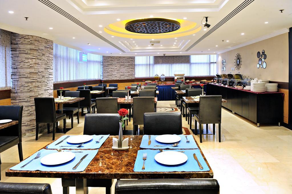Signature Inn Al Riqqa Dubai Esterno foto