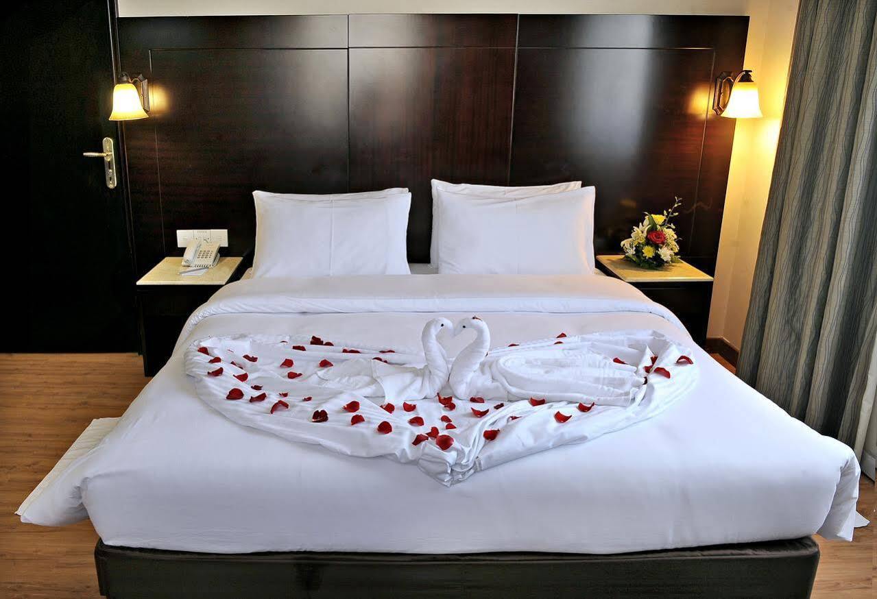 Signature Inn Al Riqqa Dubai Esterno foto