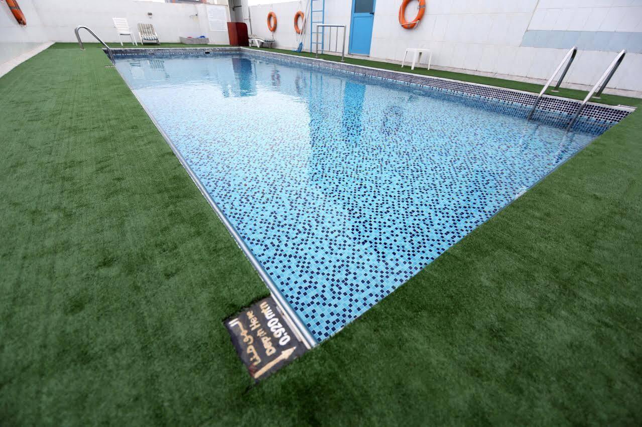 Signature Inn Al Riqqa Dubai Esterno foto