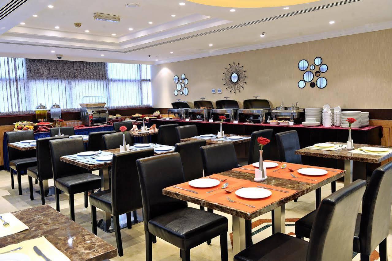 Signature Inn Al Riqqa Dubai Esterno foto