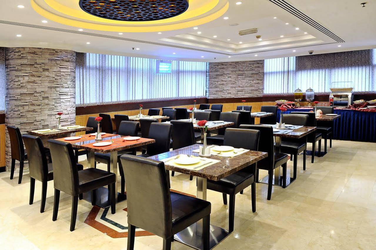 Signature Inn Al Riqqa Dubai Esterno foto